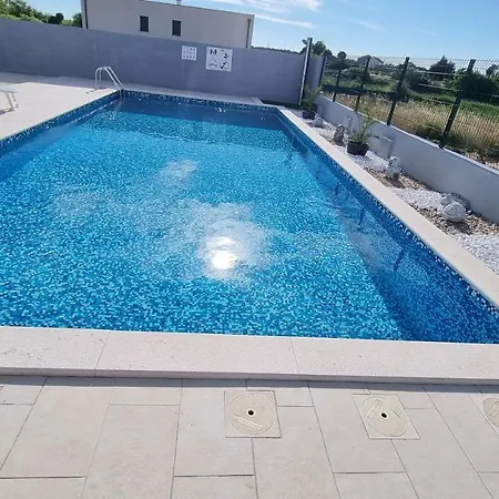 Malina Apartment Nin